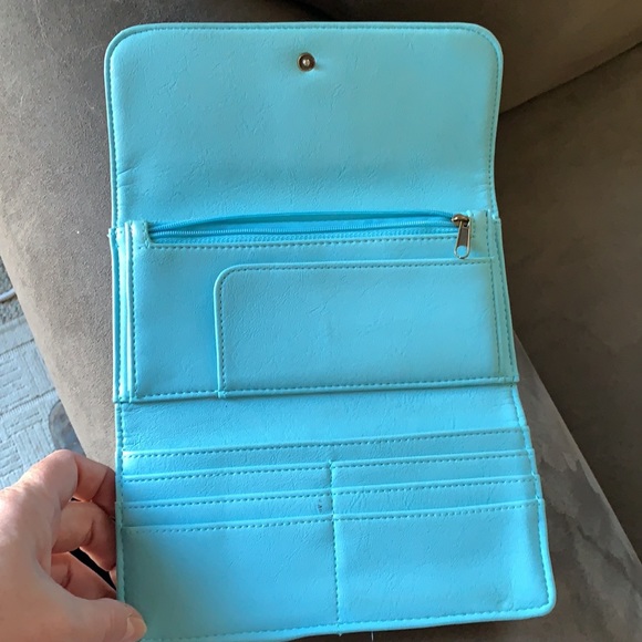 Wallet - Picture 4 of 5